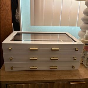 Kendra Scott Large Antique Brass Jewelry Box in White Lacquer